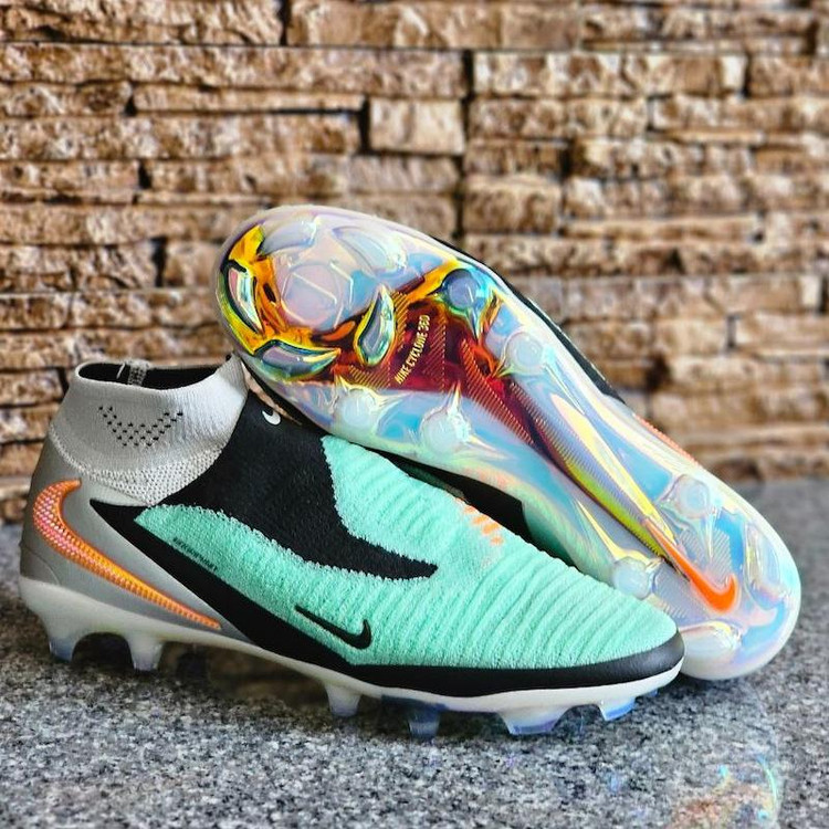 کفش فوتبال نایک فانتوم جی ایکس Nike Phantom GX 3