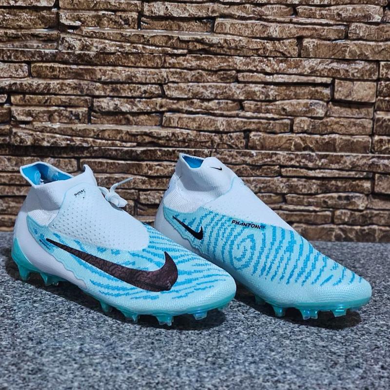کفش فوتبال نایک فانتوم جی ایکس Nike Phantom GX