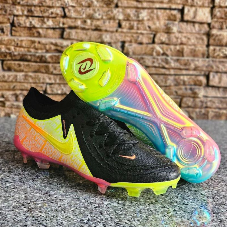 کفش فوتبال نایک فانتوم جی ایکس Nike Phantom GX 2