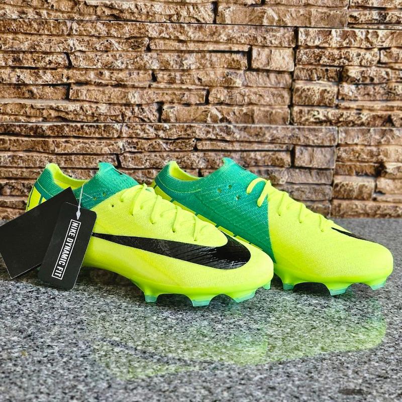 کفش فوتبال نایک مرکوریال ایرزوم ویپورNike Mercurial Airzoom Vapor 16