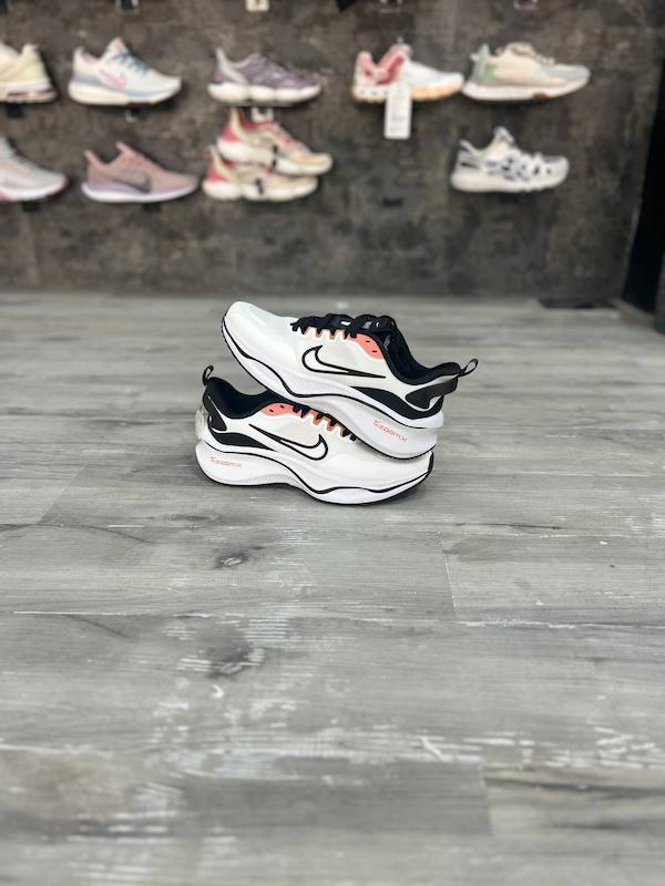 کتونی نایک زوم ایکس Nike Zoom X