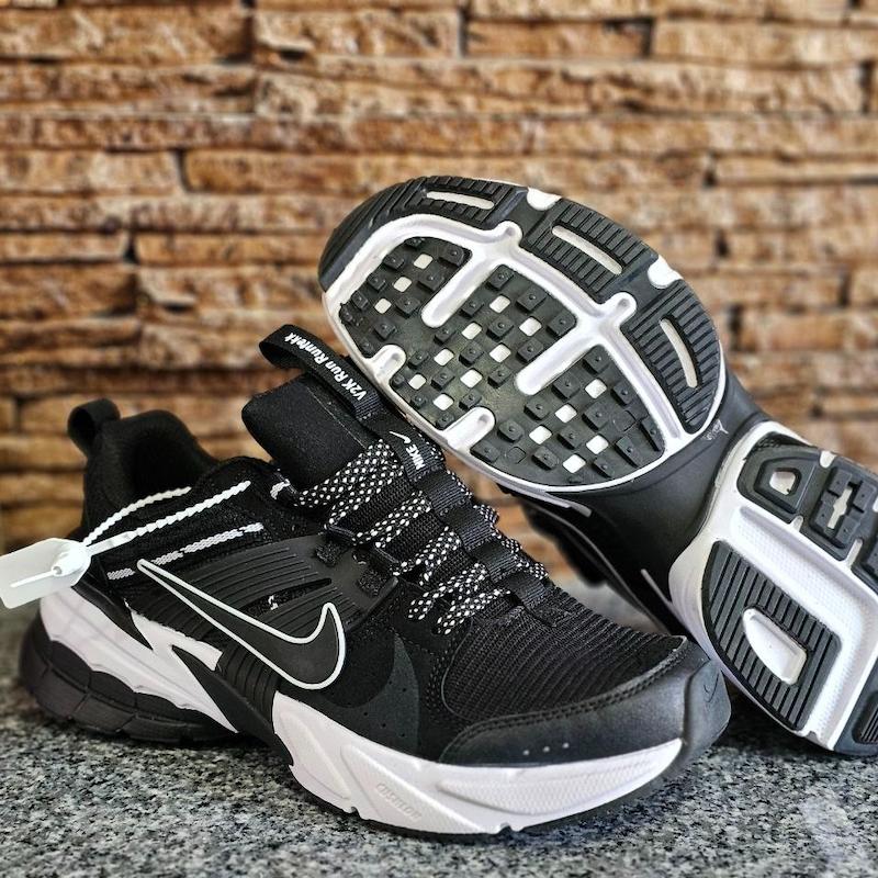 کتونی نایک زوم رانتک Nike Zoom V2K Runtekk