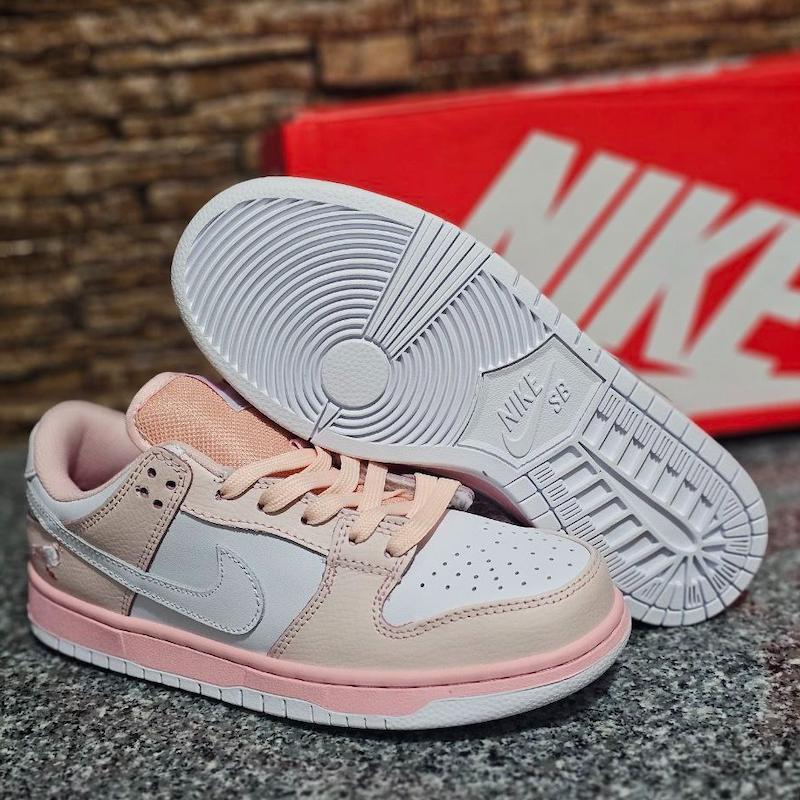 کتونی نایک اس بی Nike SB Dunk Low