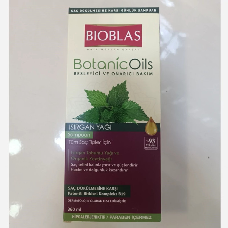 شامپو گزنه بیوبلاس BIOBLAS ضد ریزش قوی برای انواع مو حجم 360 میل