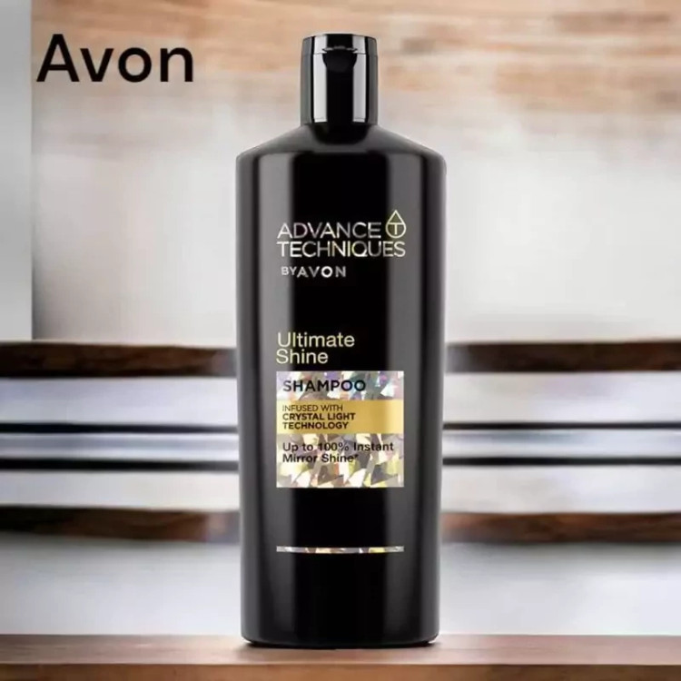 شامپو درخشان کننده آون کریستال لایت Avon