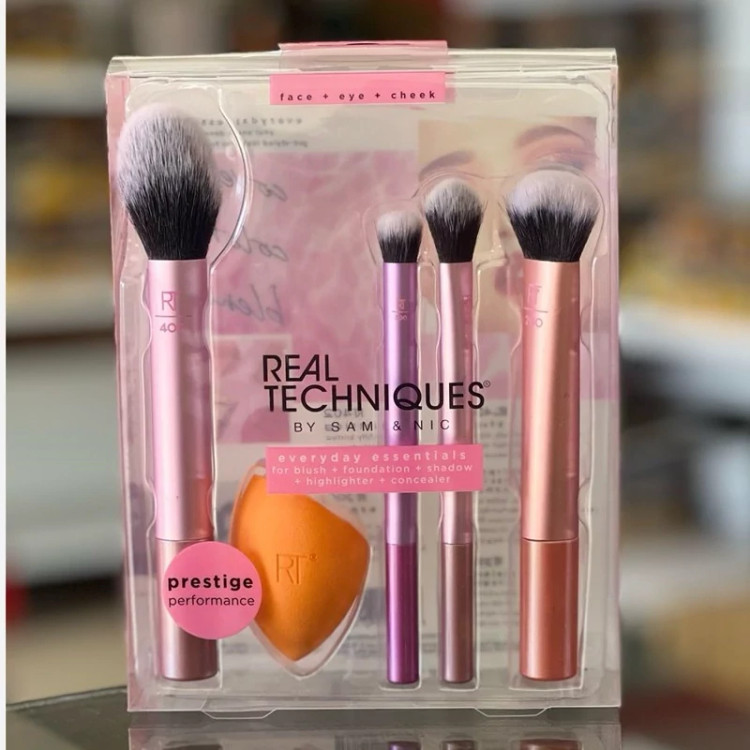 ست براش و پد ریل تکنیک REAL TECHNIQUES (5 تکه)