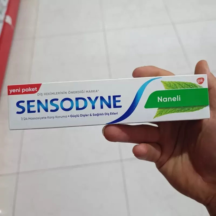 خمیر دندان ضد حساسیت سنسوداین Sensodyne مدل Naneli حجم 100 میل
