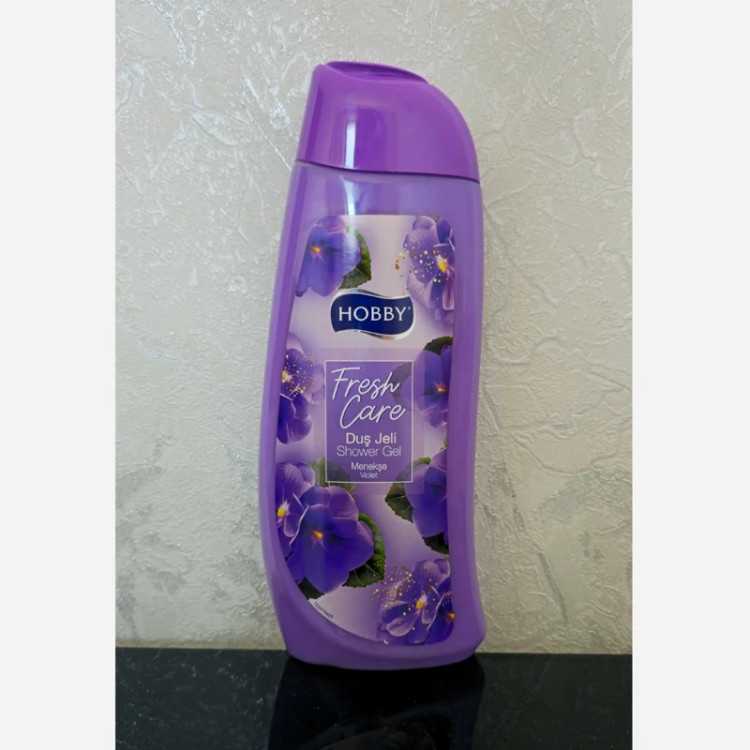 شامپو بدن هوبی Hobby مدل Fresh Care با رایحه گل بنفشه حجم 500 میل