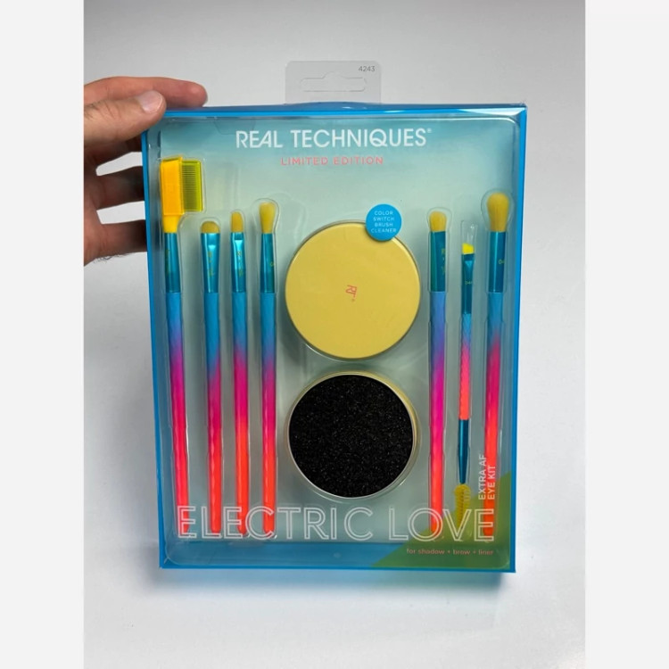 ست براش چشم 8 تکه ریل تکنیک مدل Electric Love