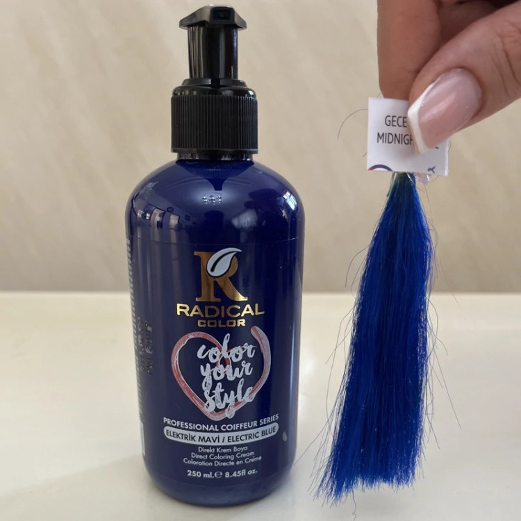 شامپو رنگ رادیکال رنگ آبی برقیElectric Blue حجم 250 میل