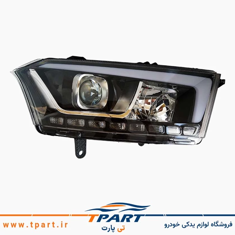 چراغ جلو دنا پلاس سمت شاگرد