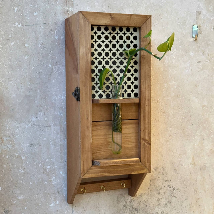 کاور لوله گاز چوبی حصیری دارای گلدان
