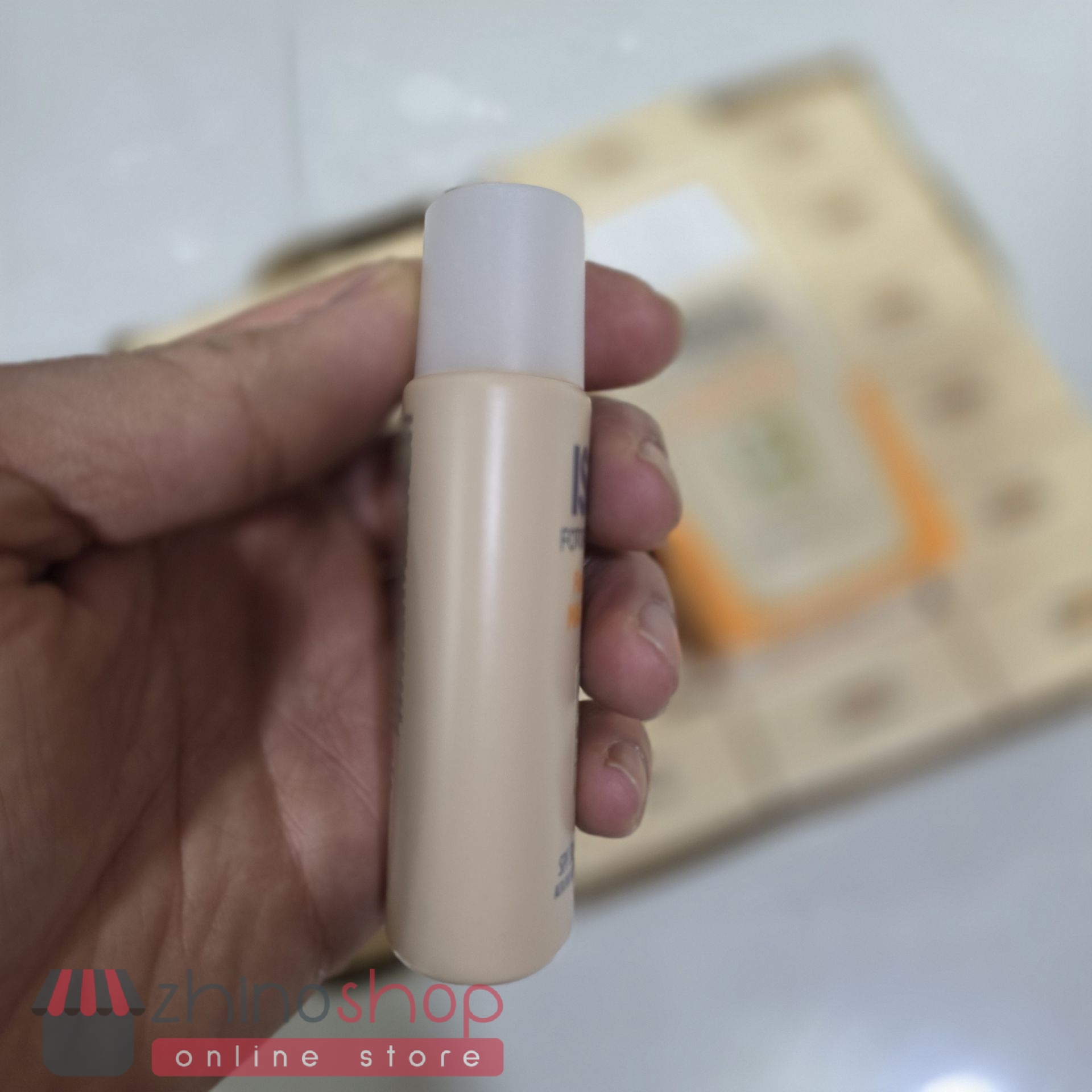 ضد آفتاب فیوژن واتر مجیک رنگ لایت 50ml