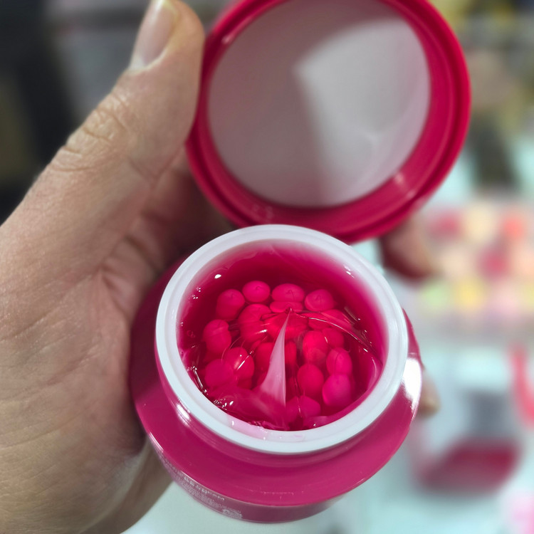 کرم کپسولی نیاسینامید مدی کیوب ضدلک روشن کننده ترانگزامیک 55ml