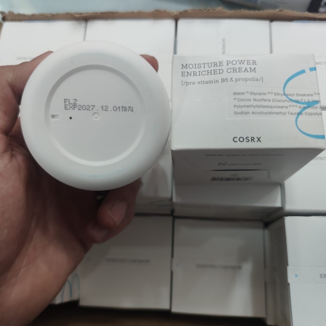 کرم آبرسان و مرطوب کننده کوزارکس هیدریوم کره 50ml