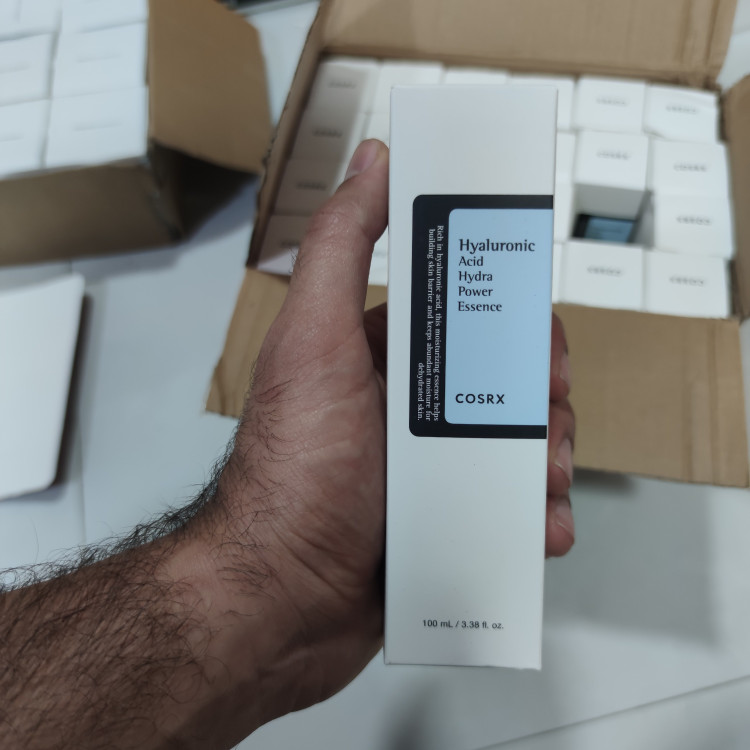 سرم اسنس هیالورونیک اسید کوزارکس جعبه پروانه ای جدید کره ای آبرسان قوی حجم 100ml