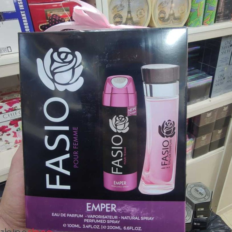 ادکلن فاسیو صورتی با اسپری اصل امارات
