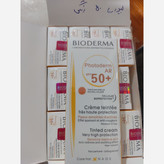 کرم ضد آفتاب بیودرما رنگی (بدون جعبه ) فتودرم اسپات SPF50 بیودرما 30 میلی لیتر