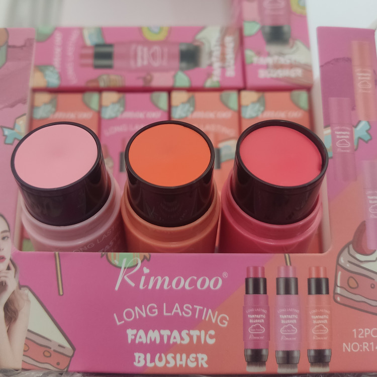رژگونه براش دار استیکی ریموکو پک 96 عددی FAMTASTIC BLUSHER