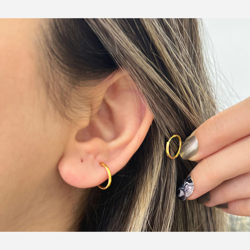 گوشواره طلا 18عیار حلقه ای مدل کلاسیک 0.260گرم