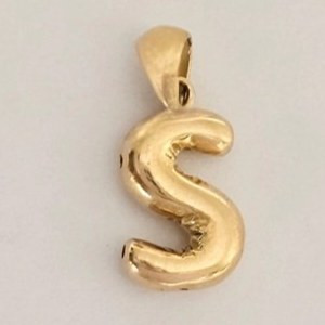 آویز طلا 18عیار حرف Sهلیومی 0.640گرم